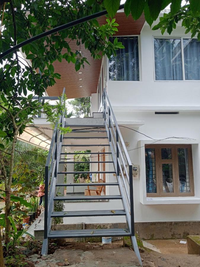 High Shine Homestay Meppādi Dış mekan fotoğraf